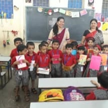 JR KG Greeting making Competition 18-19