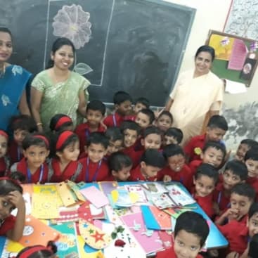 JR KG Greeting making Competition 18-19